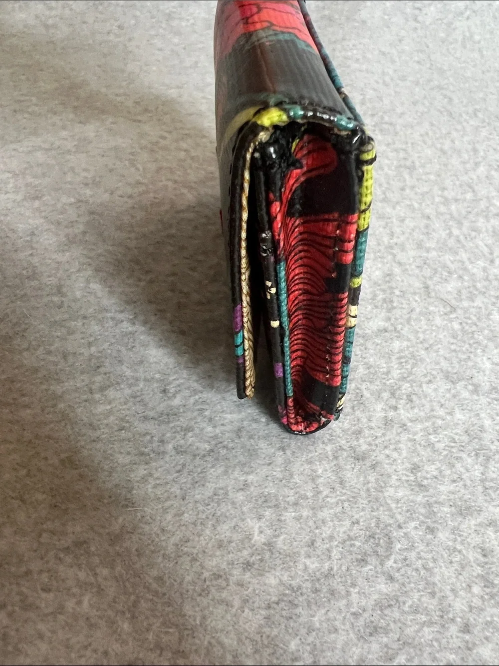 Sakroots body polyvinyl